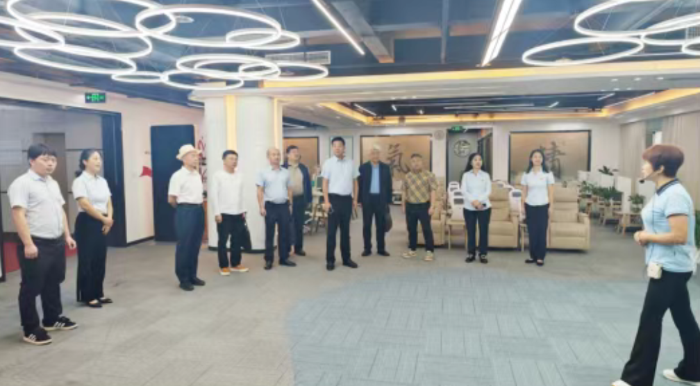 QQ20251022-094737 QQ20251022-094737